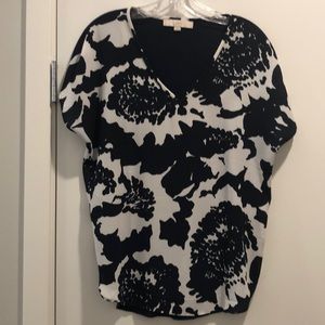 Loft Navy floral short sleeve top